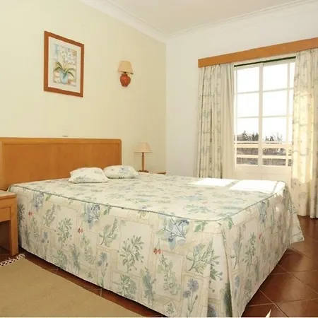Appartement In Portimao/algarve 25956 *